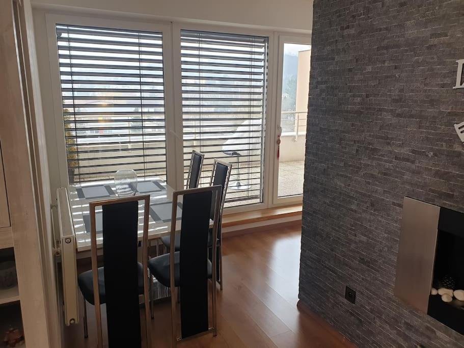 Mezonetovy Apartman V Centre Novej Dubnice Ilava Exterior foto